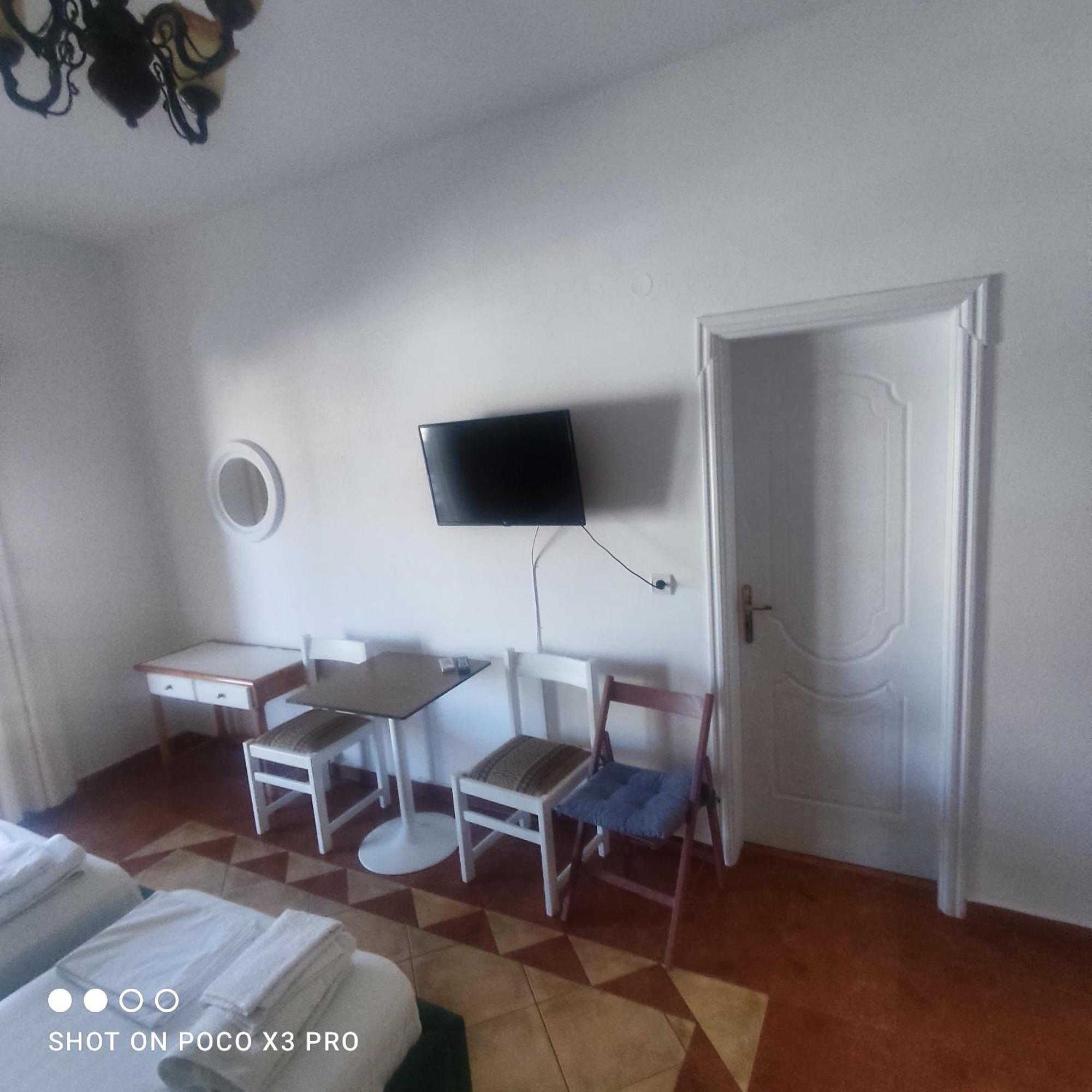 Apartment Rina Sarandë Exteriér fotografie