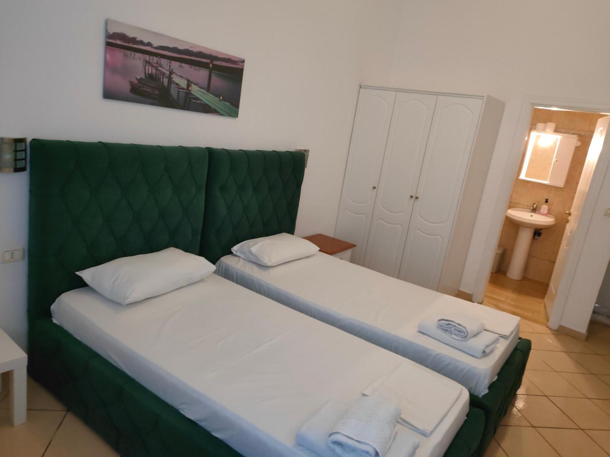 Apartment Rina Sarandë Pokoj fotografie